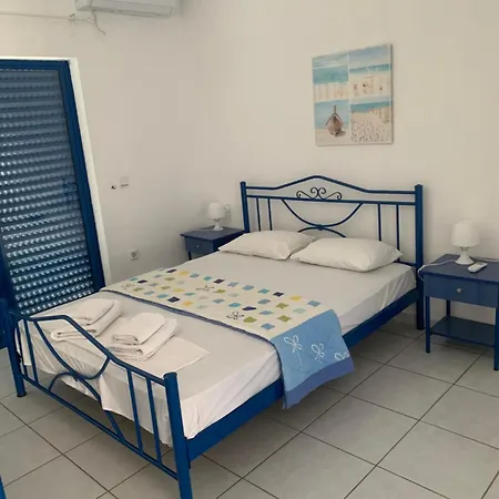 Arsinoi Vendégház Ajía Paraszkeví
