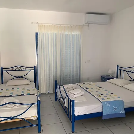 Arsinoi Vendégház Ajía Paraszkeví