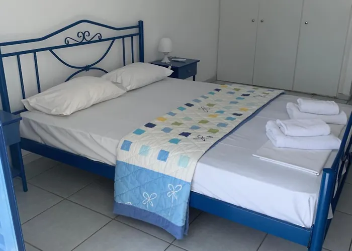 Arsinoi Konukevi Aya Paraskevi